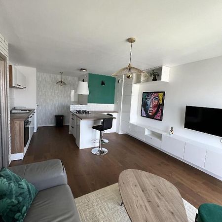 Appartement Accueillant, Tres Bien Situe Nantes Exterior foto